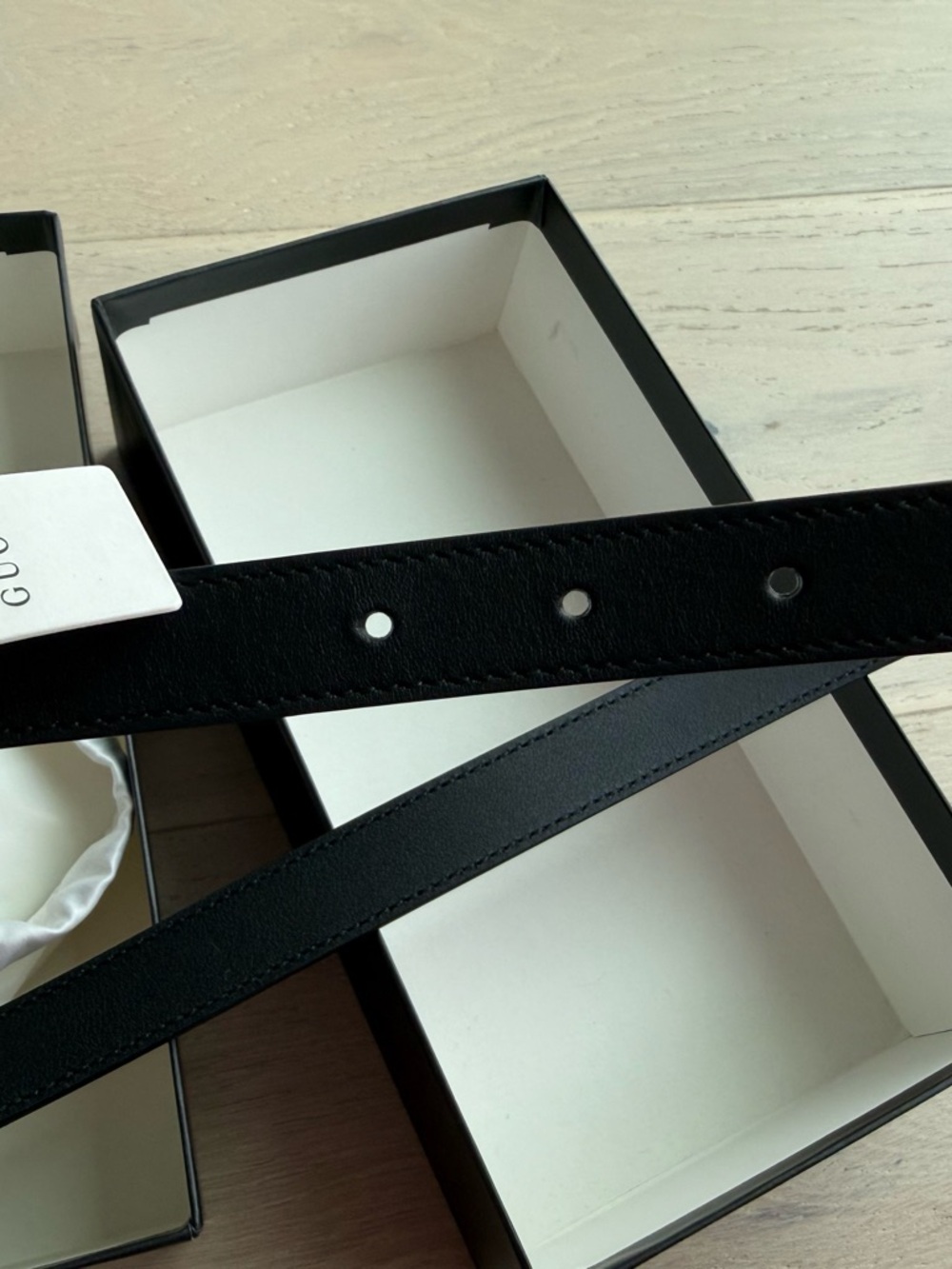 Gucci Black Leather Belt with Antique Gold Double G Buckle size 80/32 - Picture 3 of 8